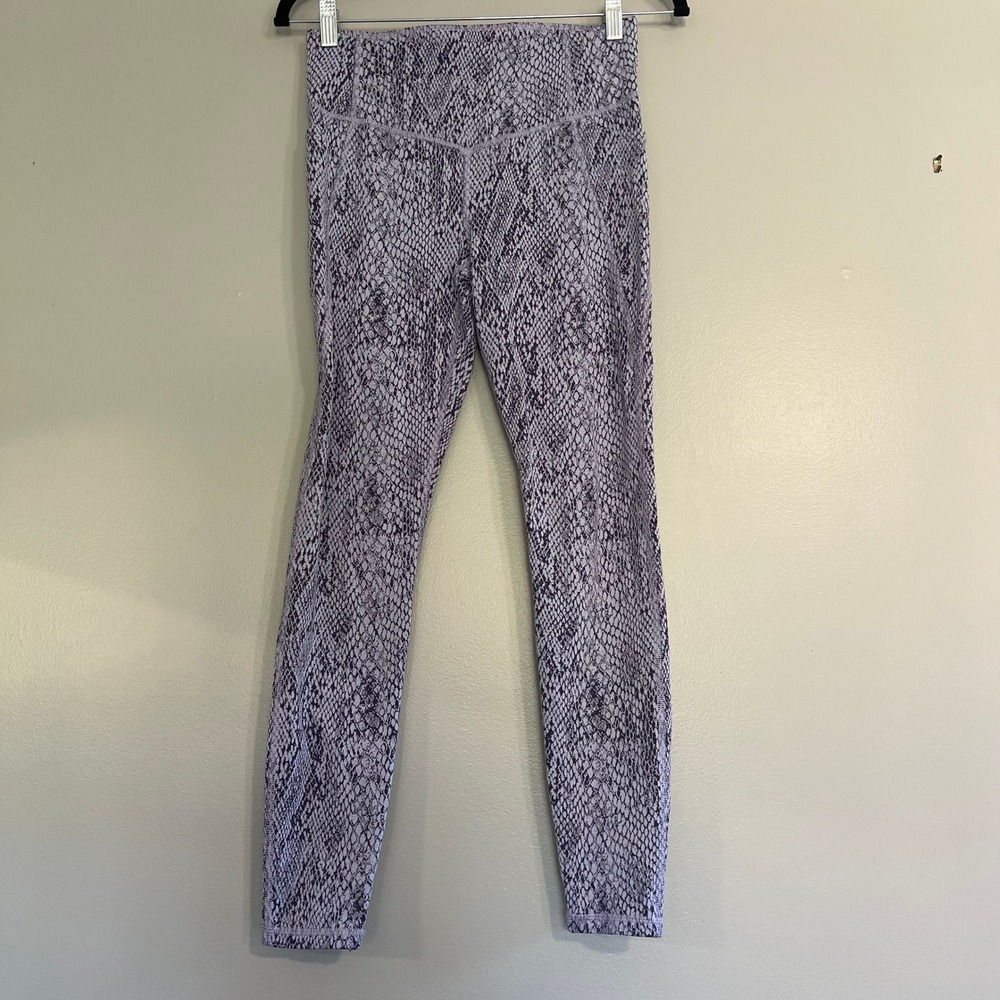 All In Motion Purple Snakeskin High‎ Rise Athletic Leggings Sz S athleisure